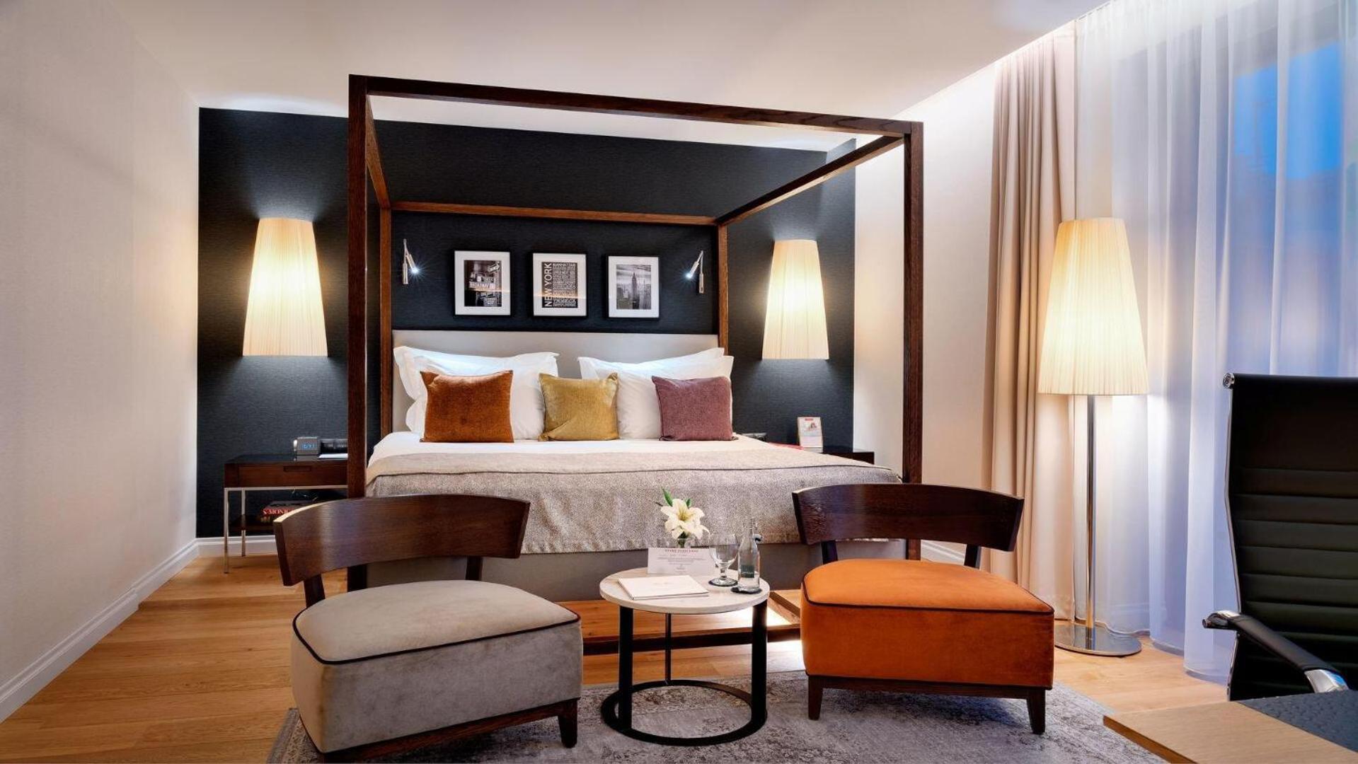 Deluxe King Room