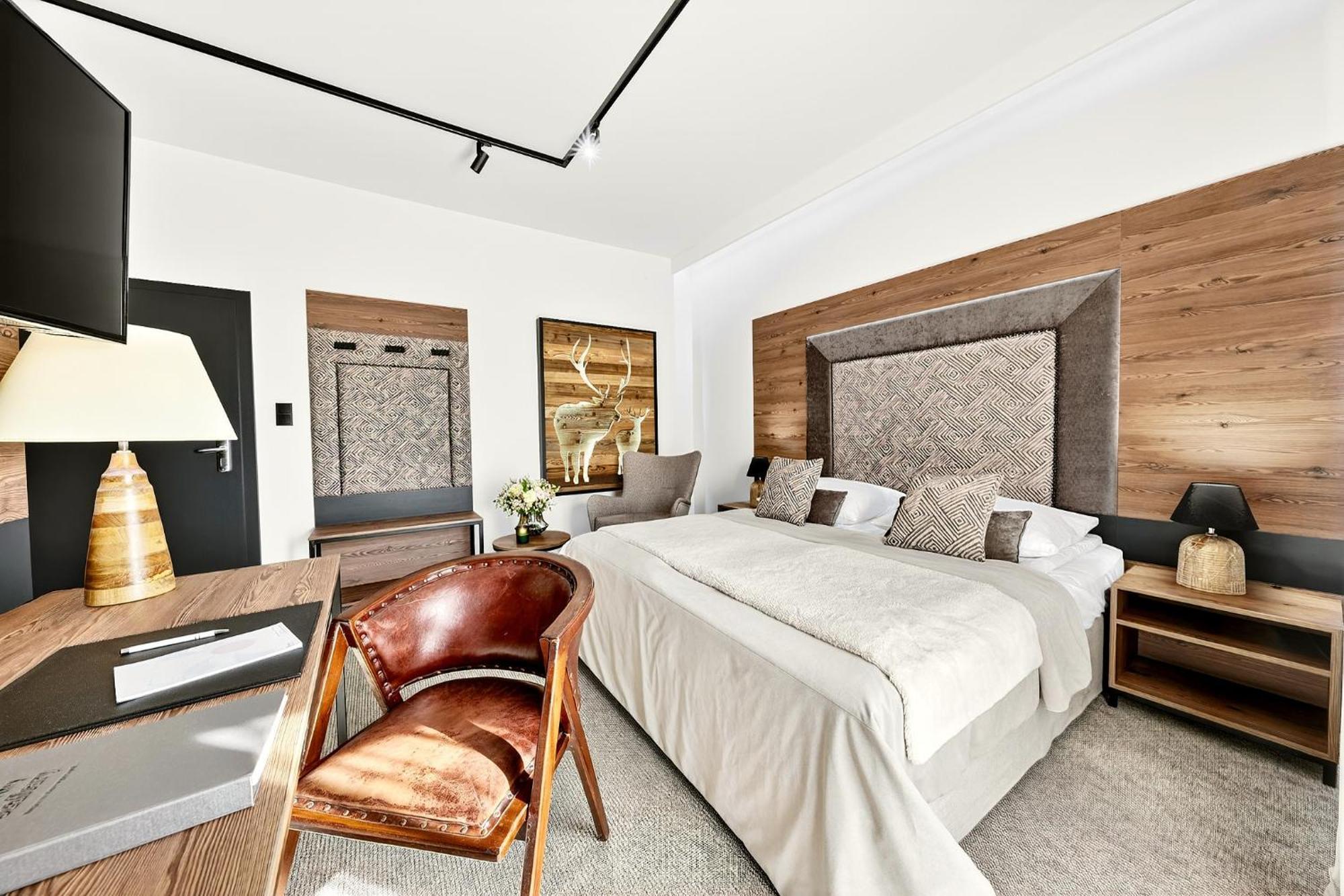 Deluxe Double Room Unlimited Access to Water Park