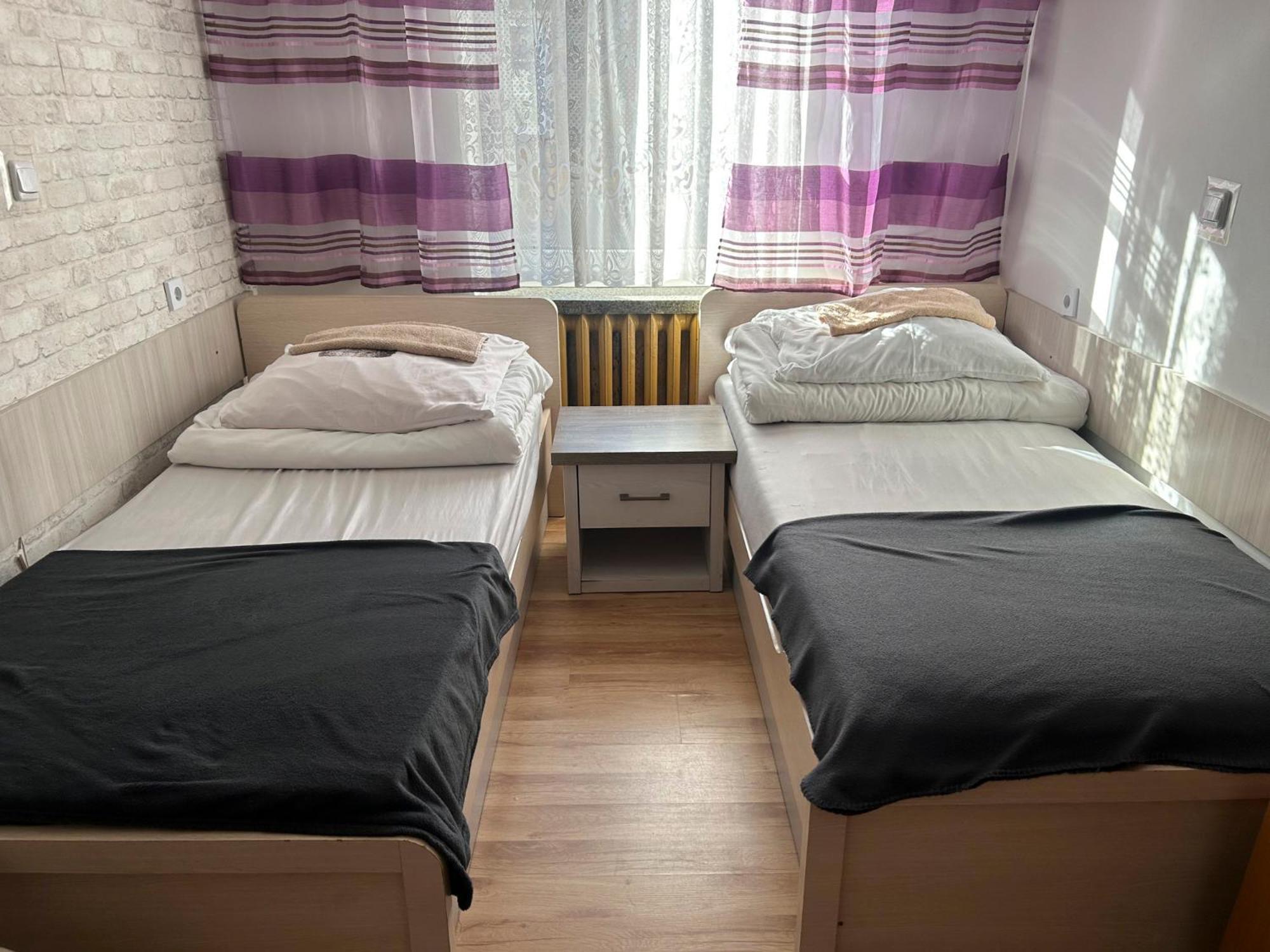 Double or Twin Room Washbasin