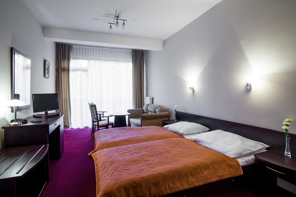 Double or Twin Room Balcony