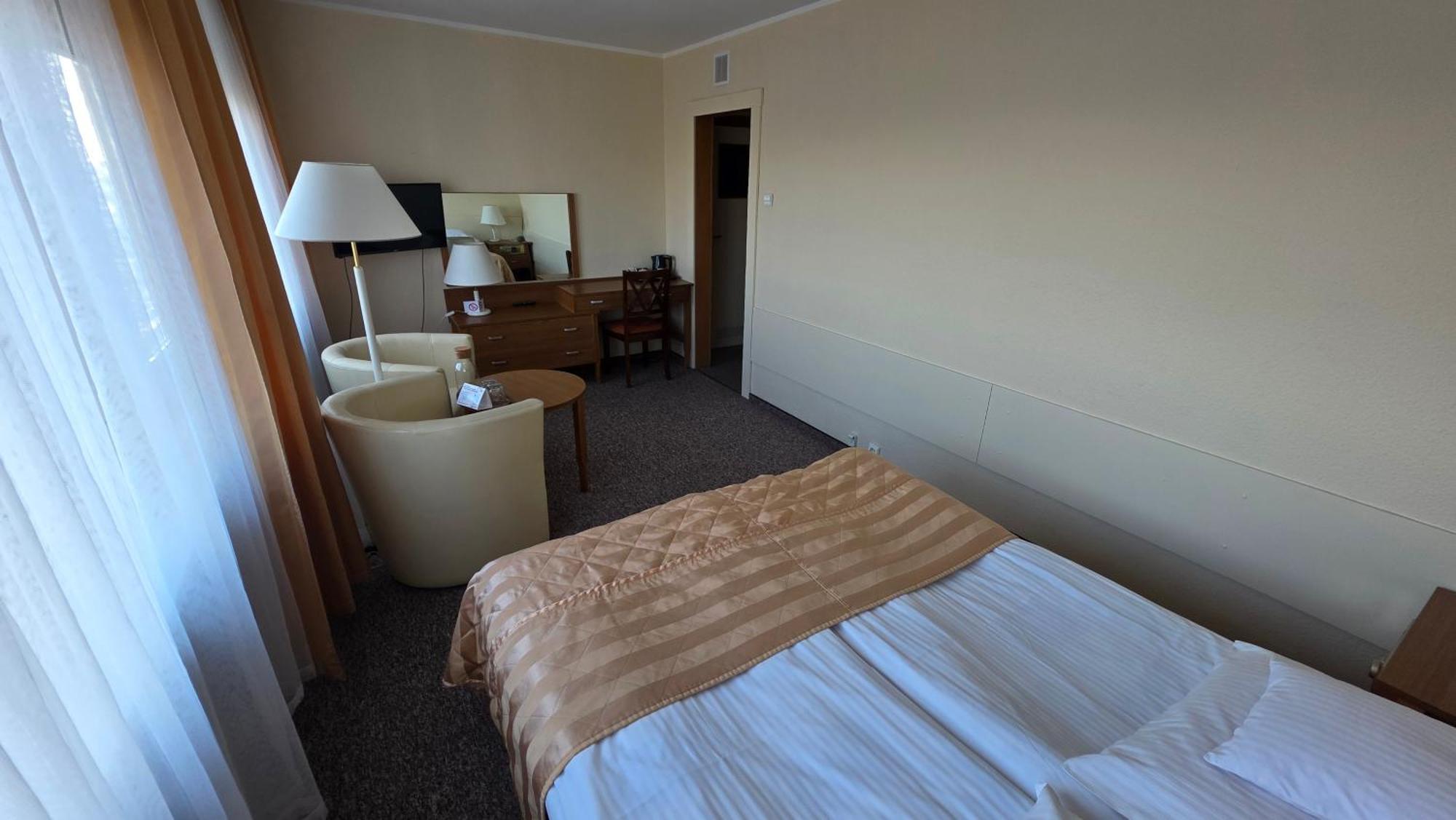 Economy Single Room