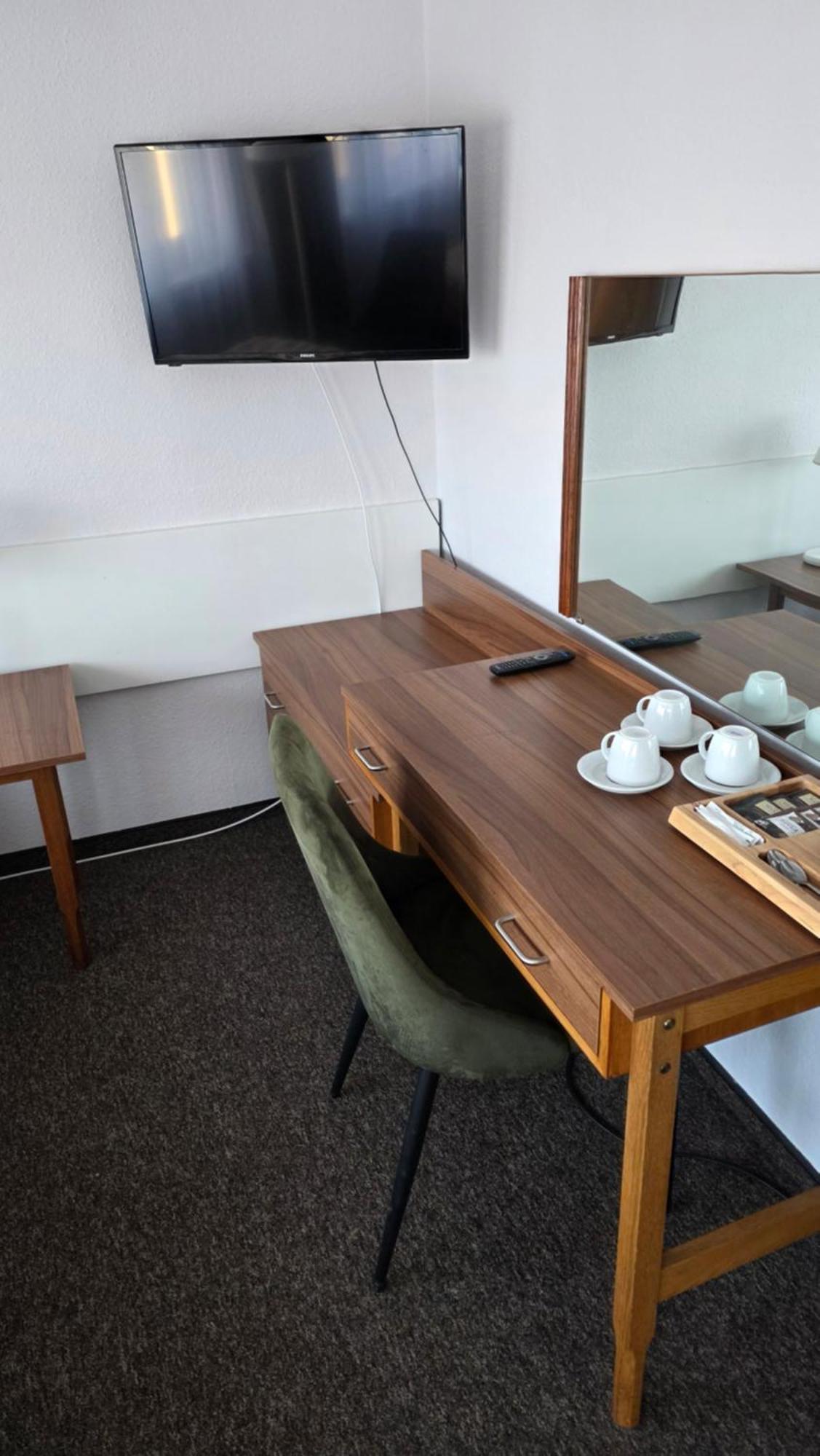 Economy Single Room