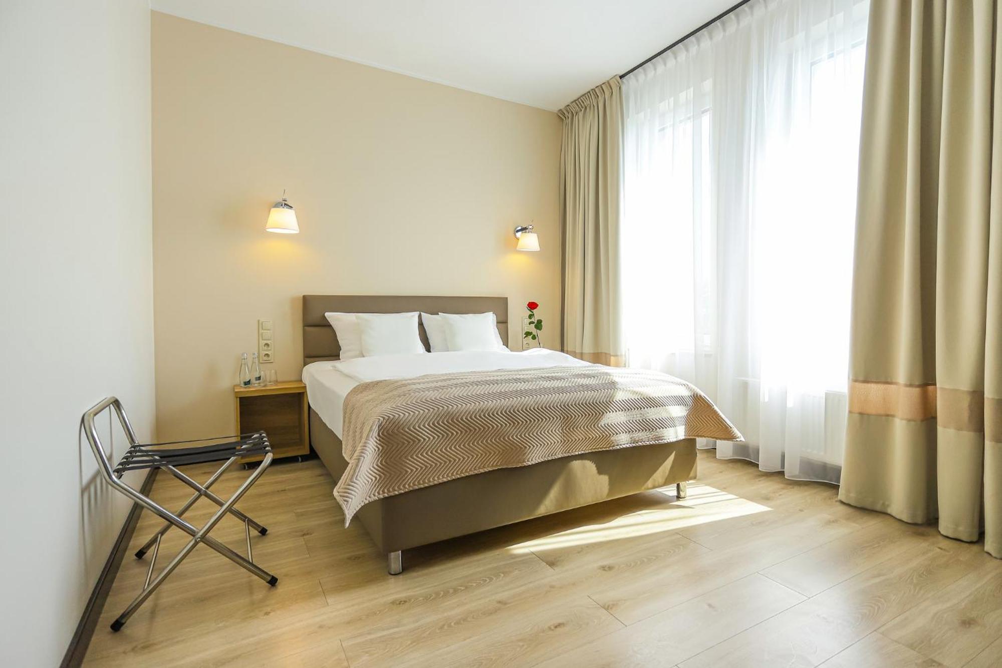 Large Double Room