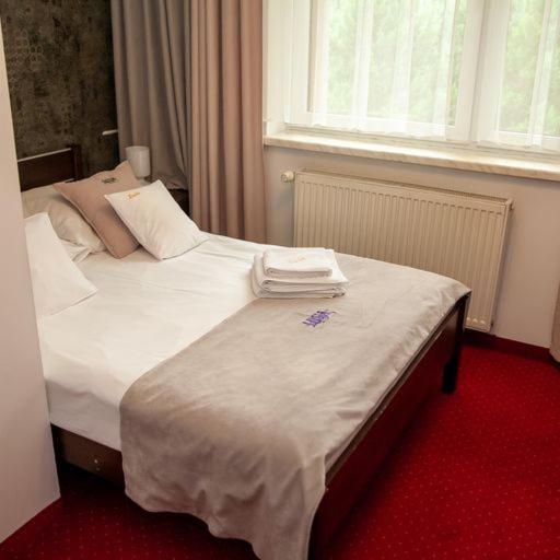 Double Room Private Bathroom