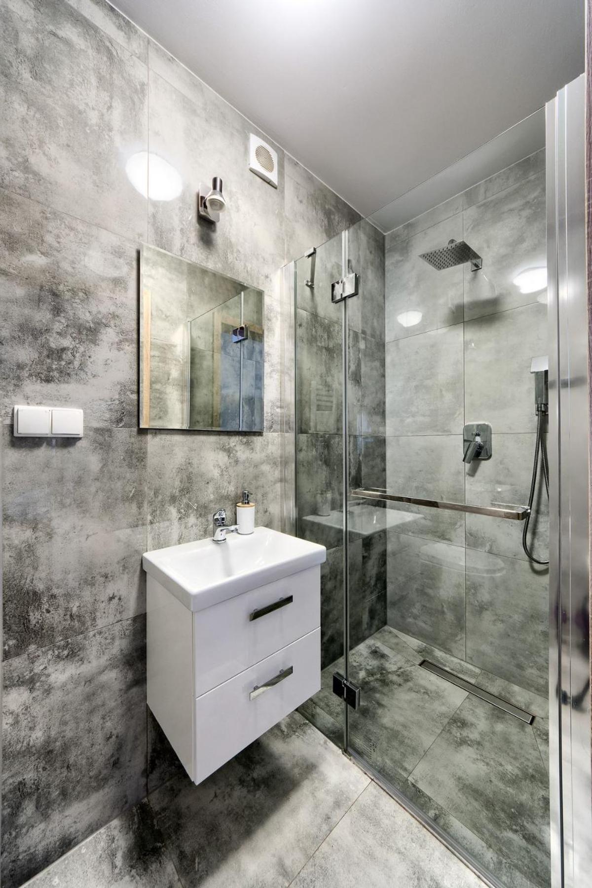 Quadruple Room Private Bathroom