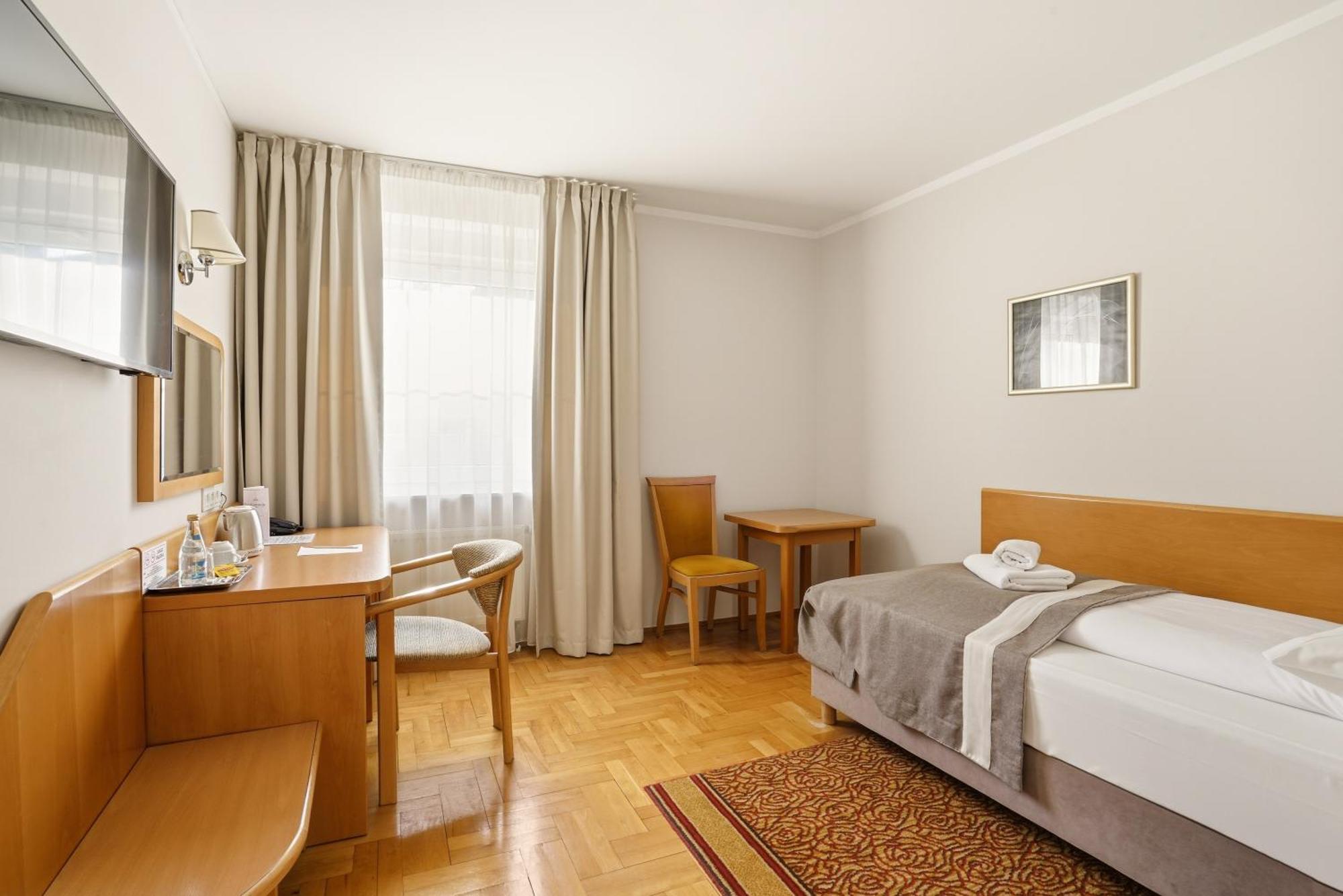 Single Room,1756457600:JPEG