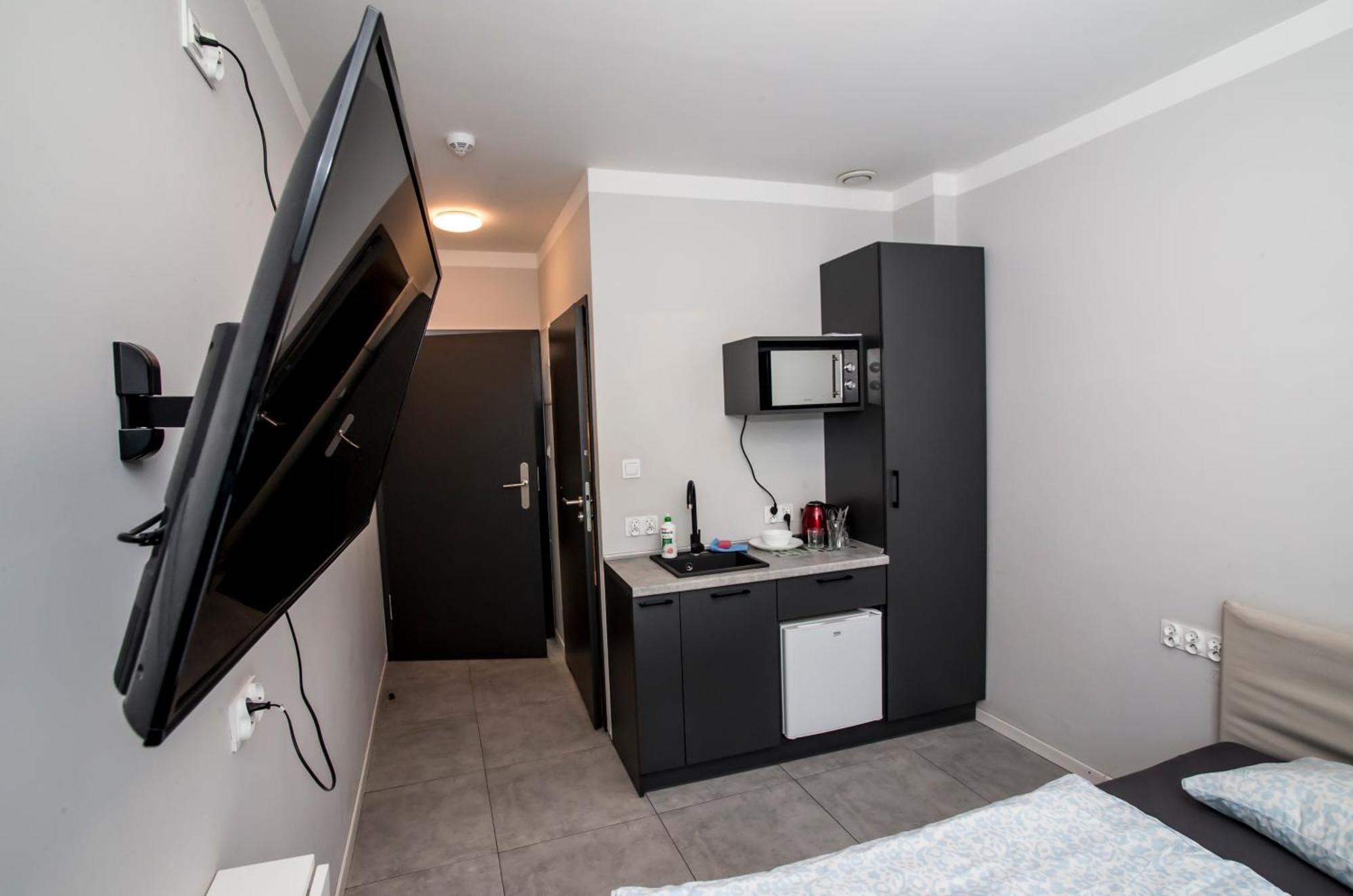 Double Room Private Bathroom