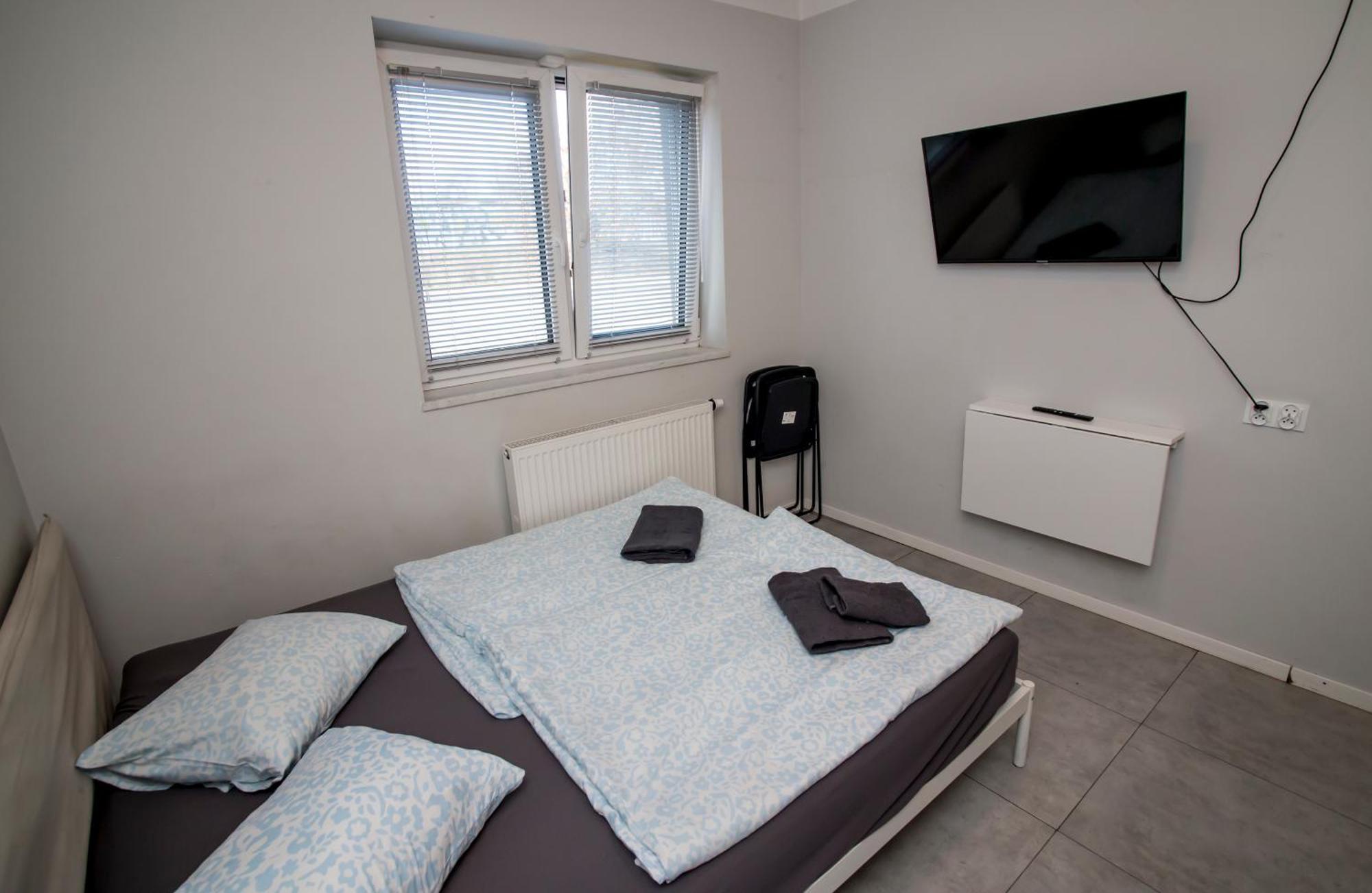 Double Room Private Bathroom
