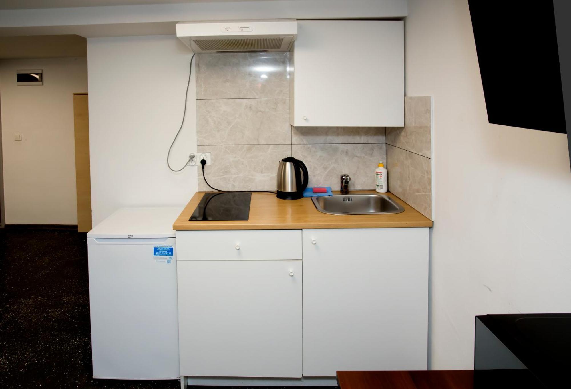 Quadruple Room Private Bathroom souterrain