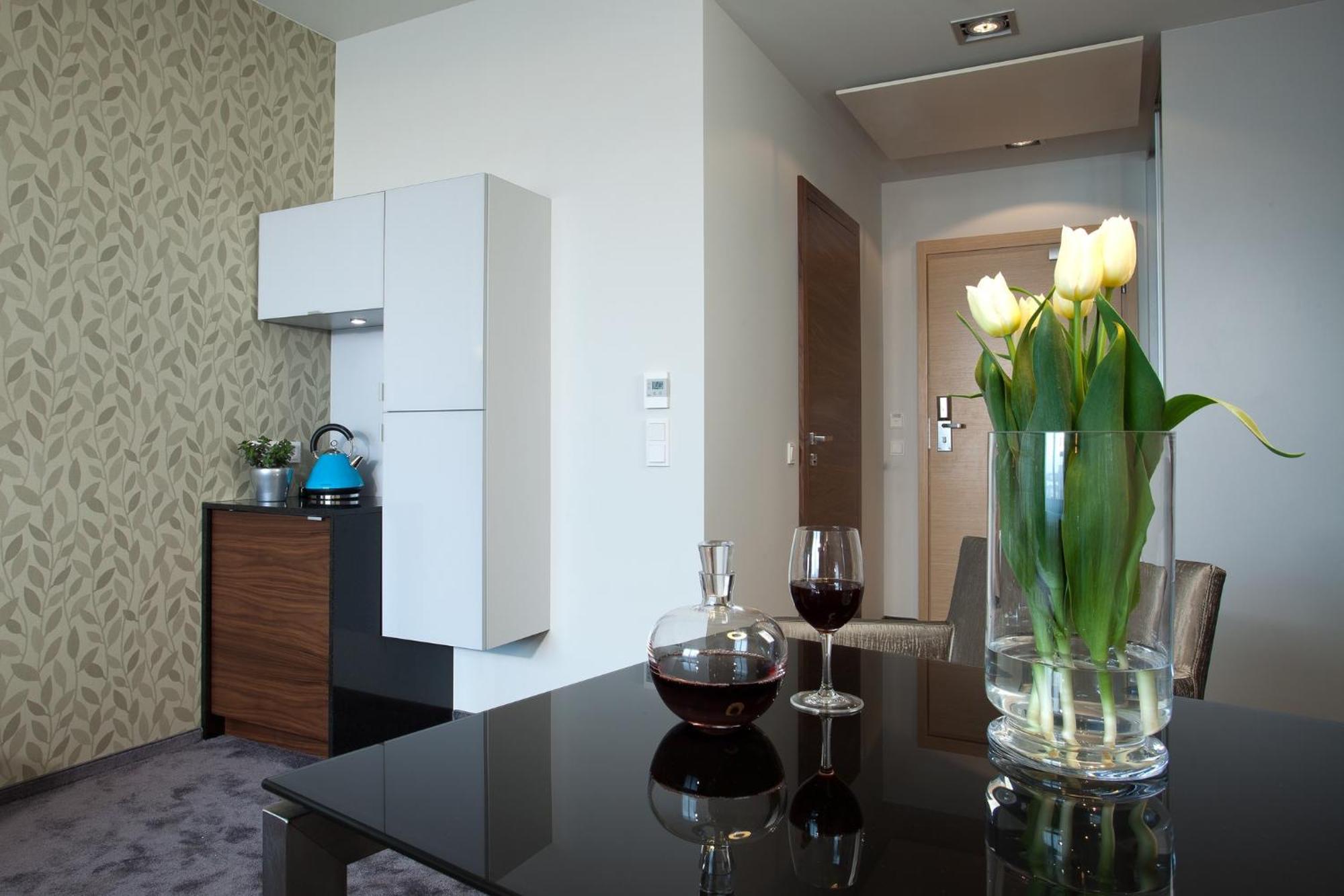 Standard King Room