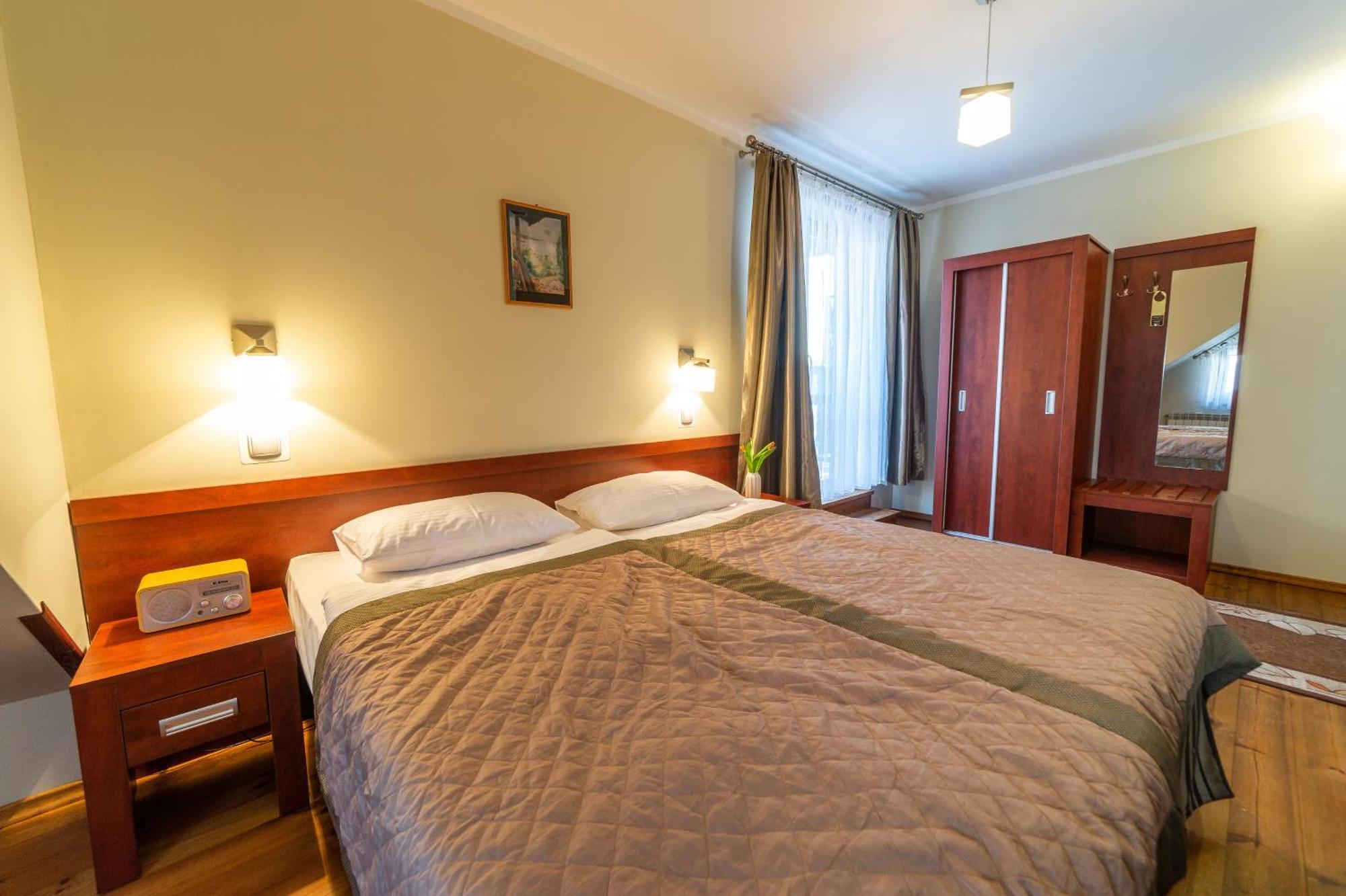 Double Room Balcony Side Lake View