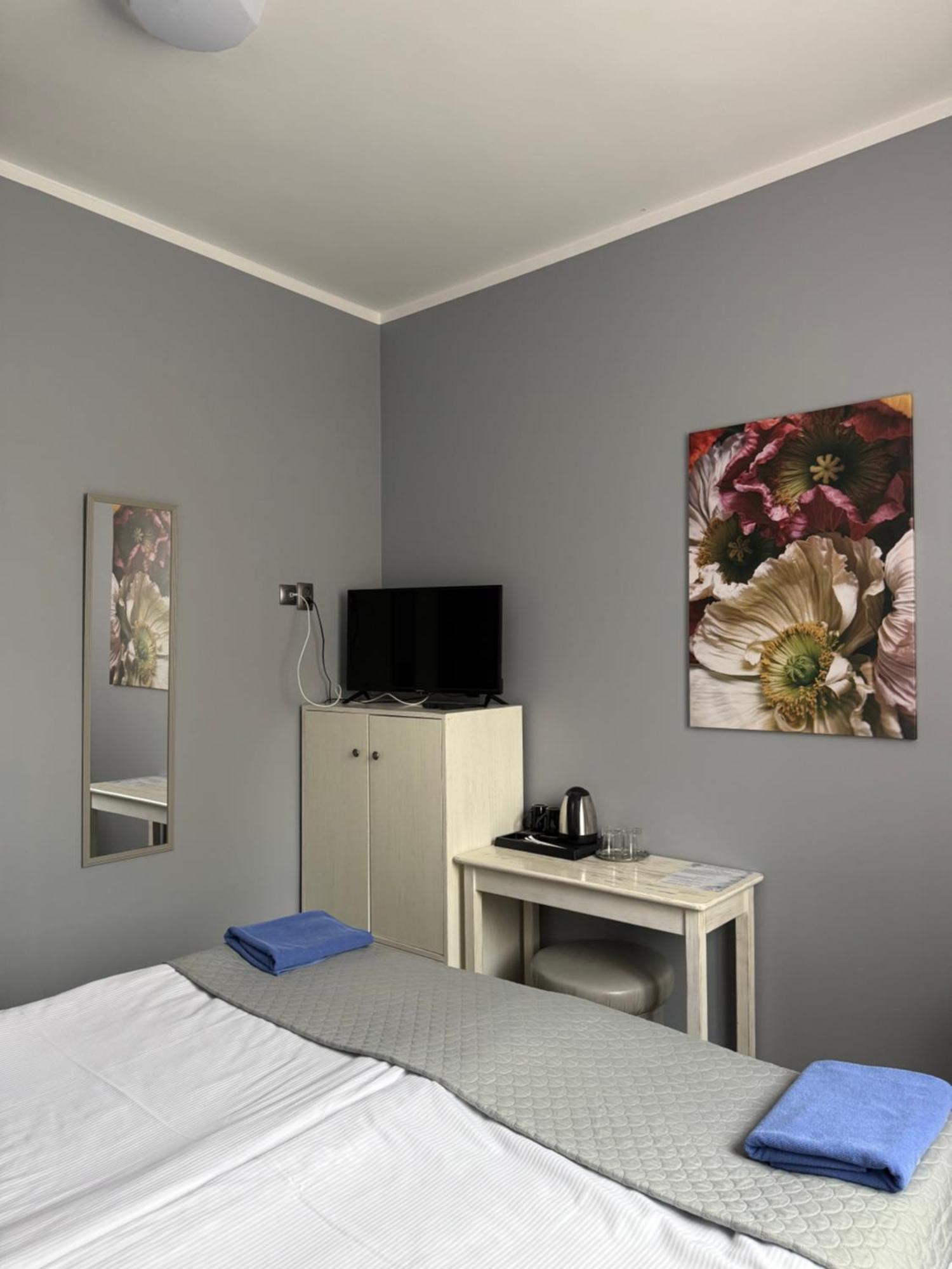 Double Room Private Bathroom
