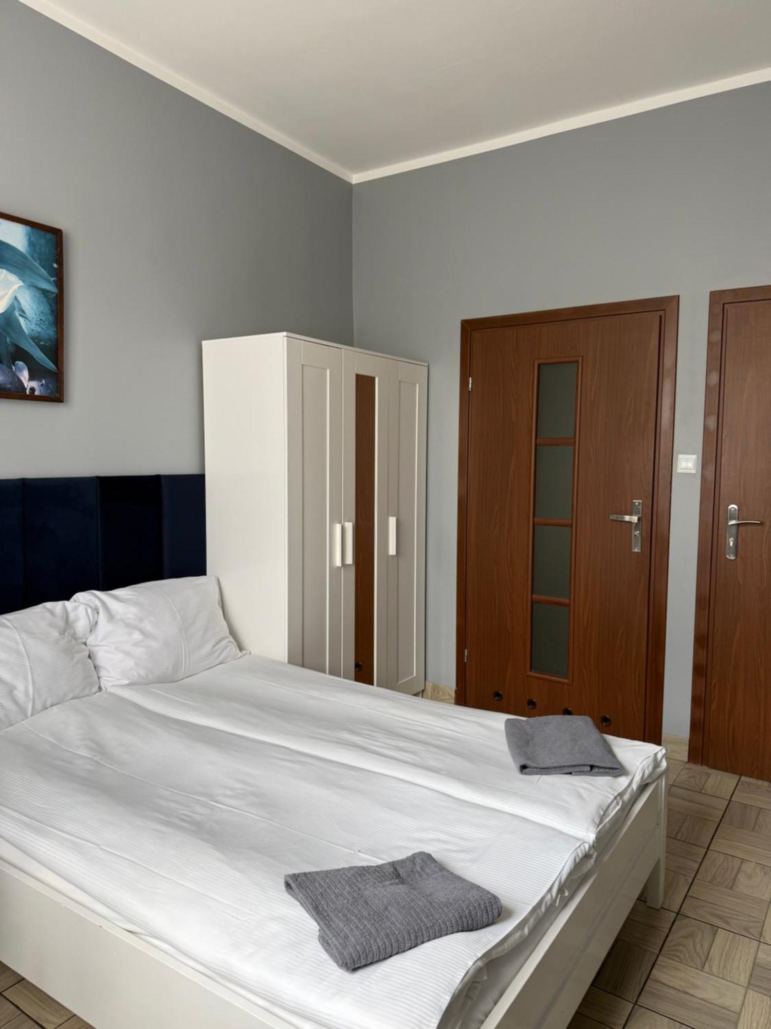 Double Room Private Bathroom