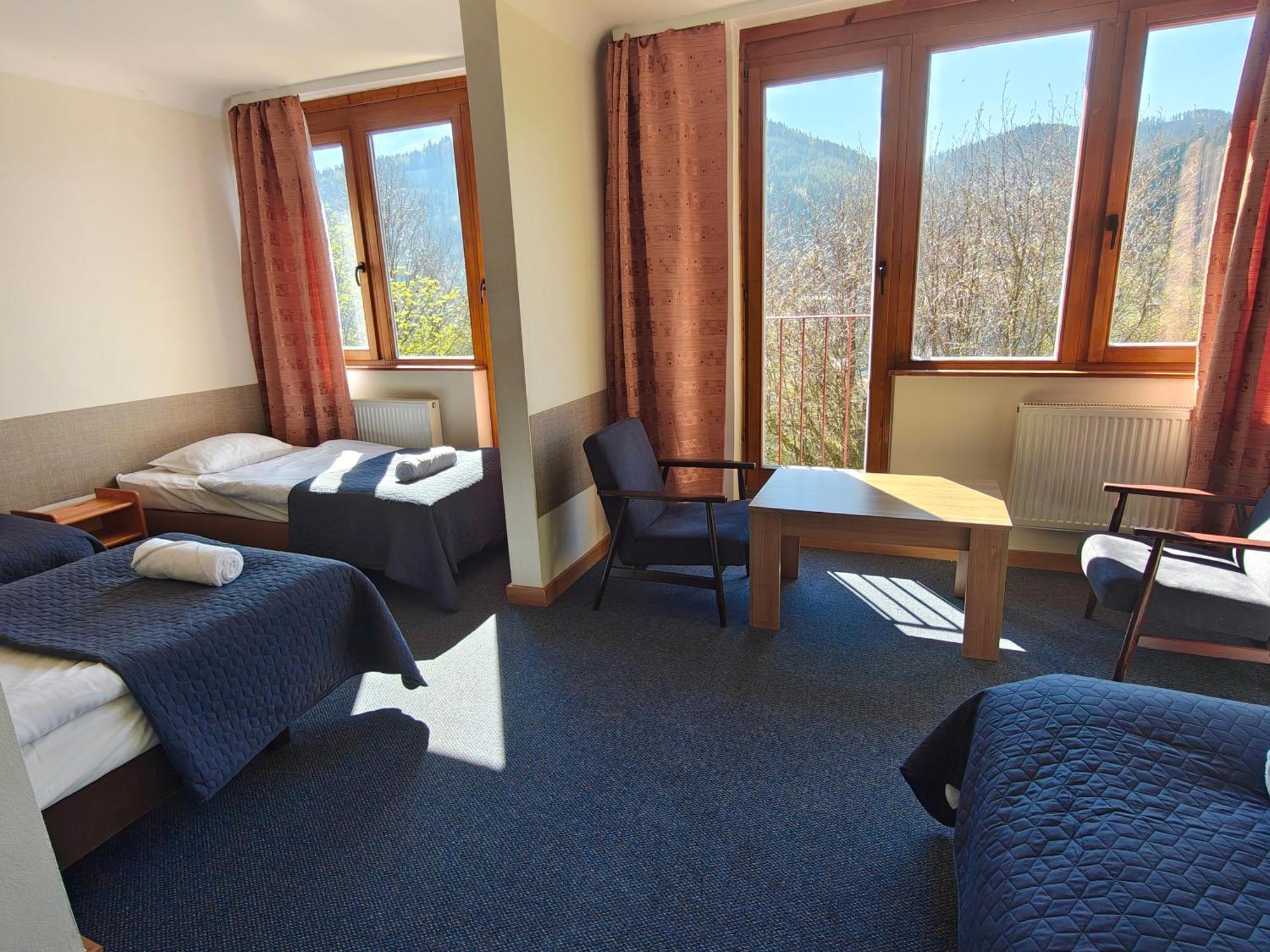 Quadruple Room Mountain View