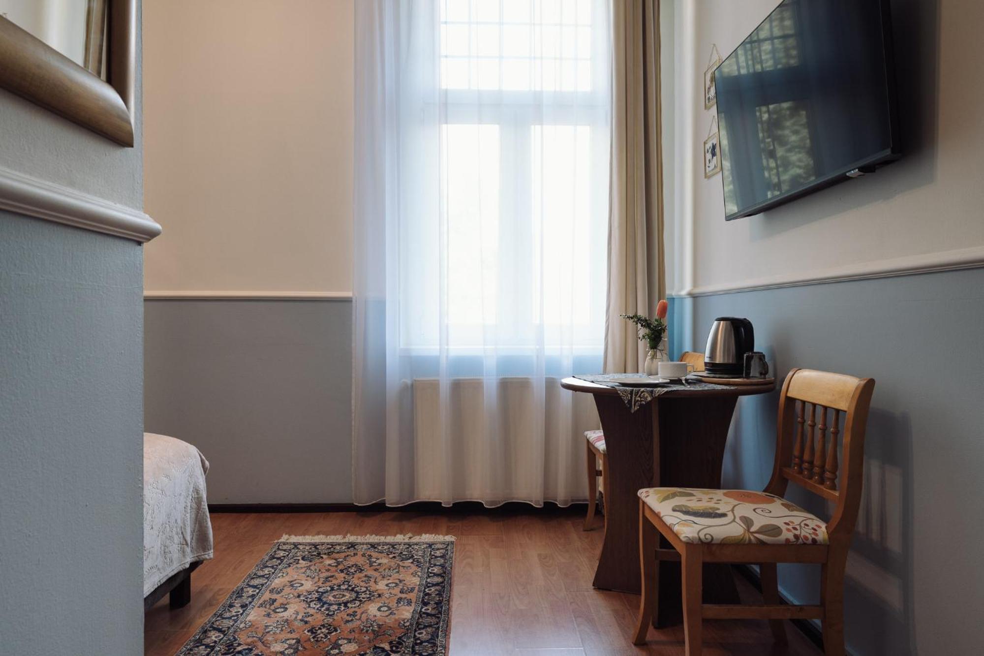 Double Room Private Bathroom