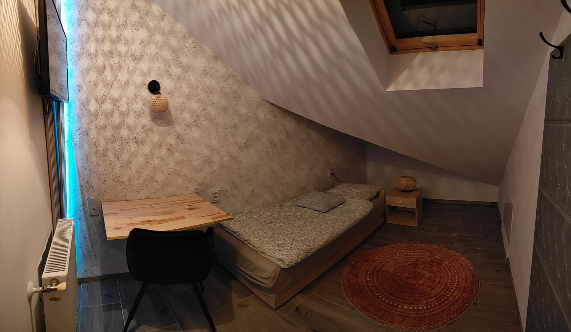 Small Single Room