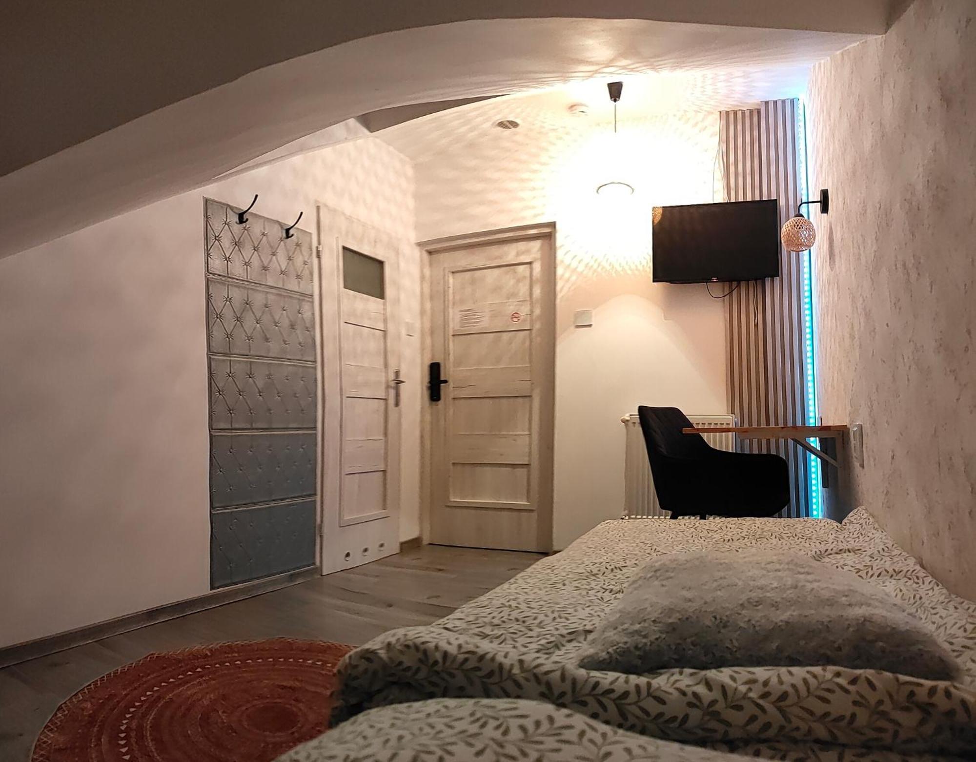 Small Single Room