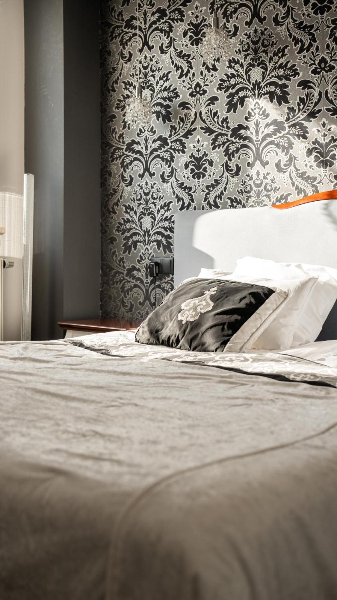 Two-Room Suite