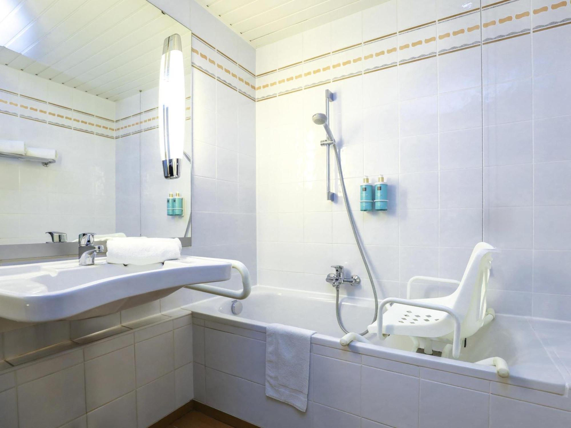 Standard Room Mobility Accessible