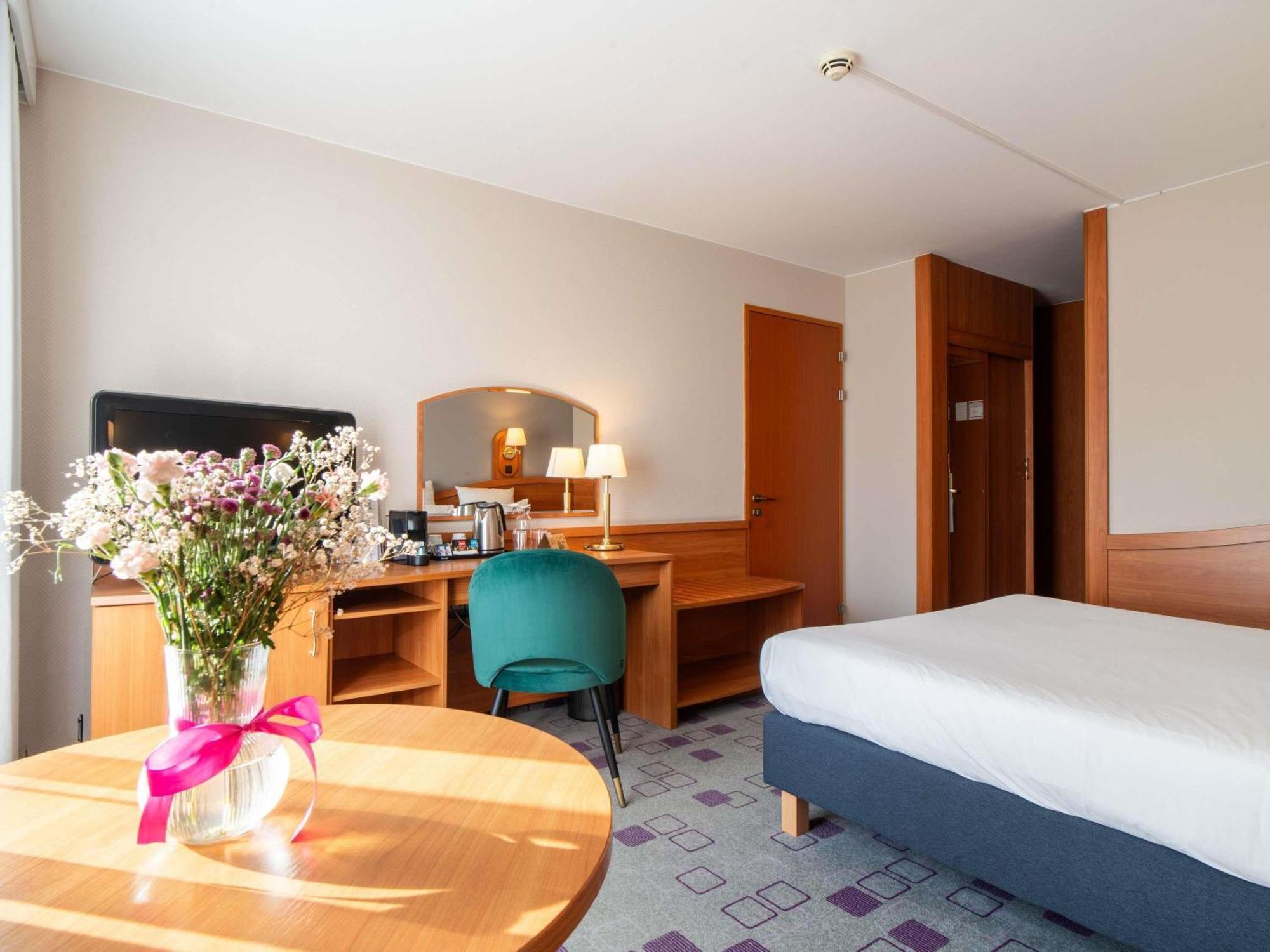 Classic Double Room Garden Side