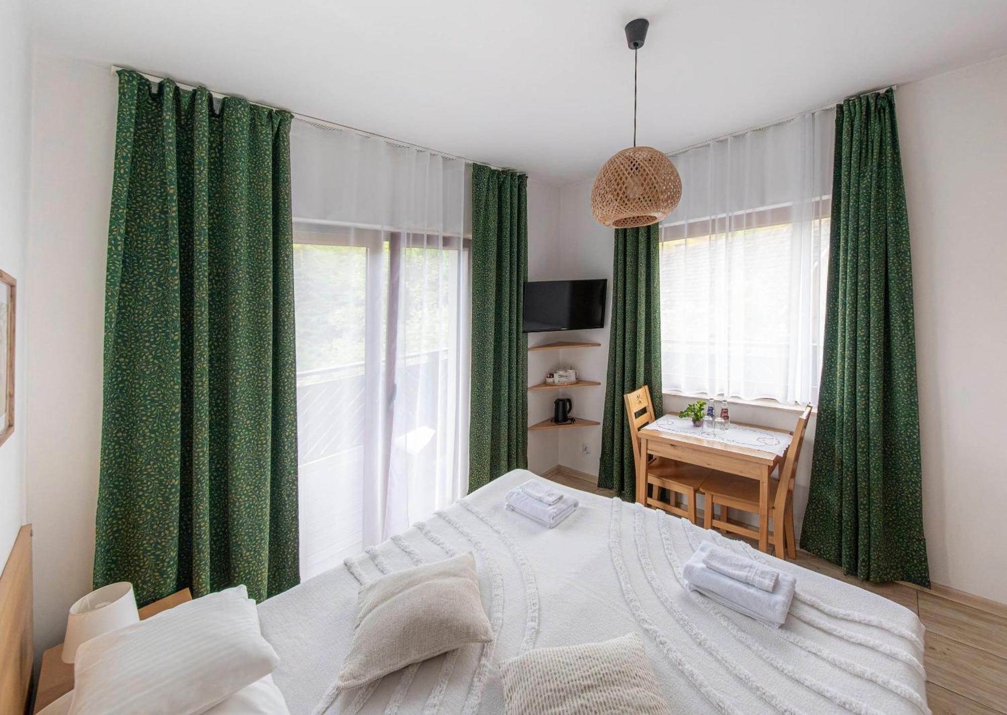 Double Room Mountain View