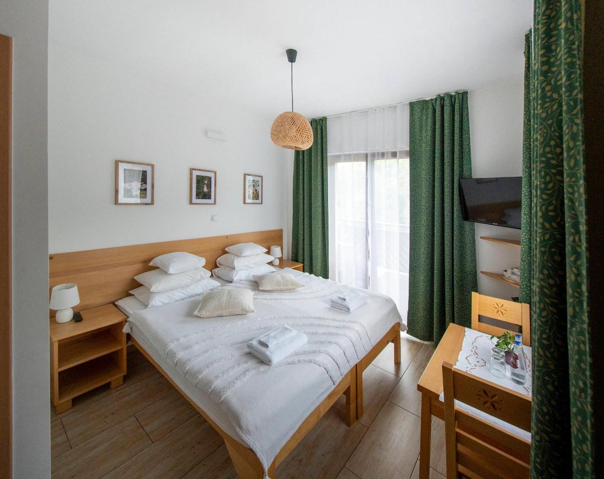 Double Room Mountain View