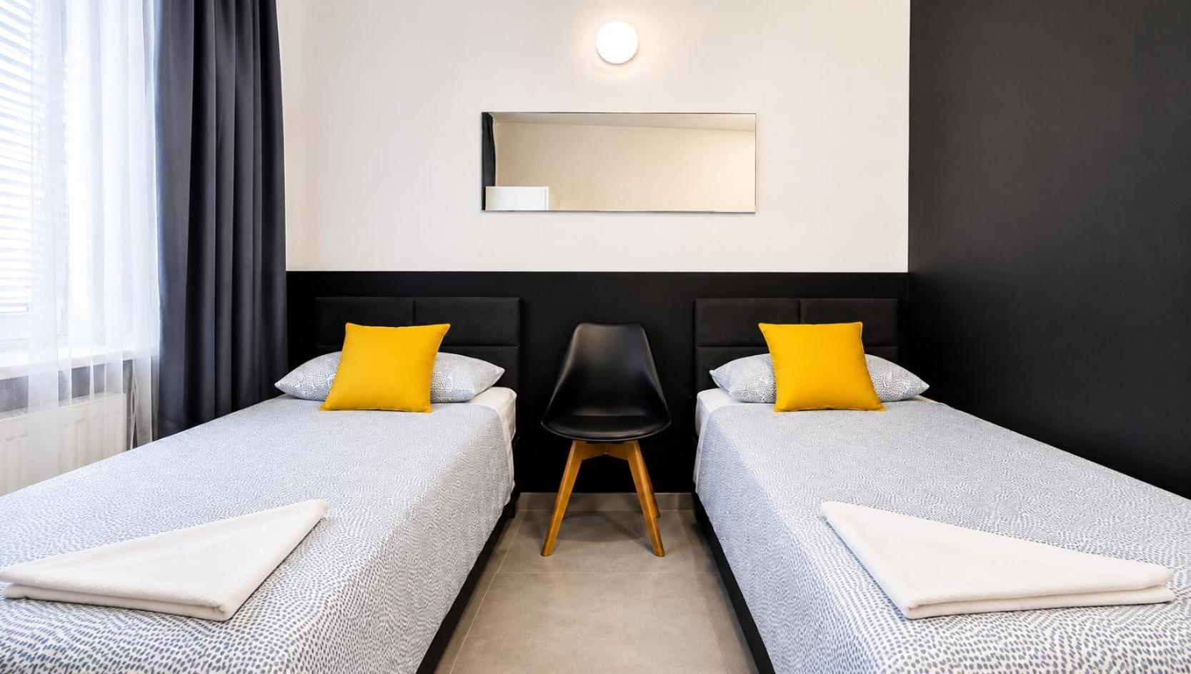 Twin Room Private Bathroom