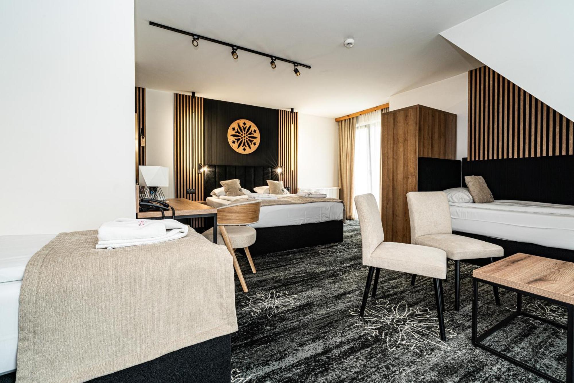 Standard Quadruple Room