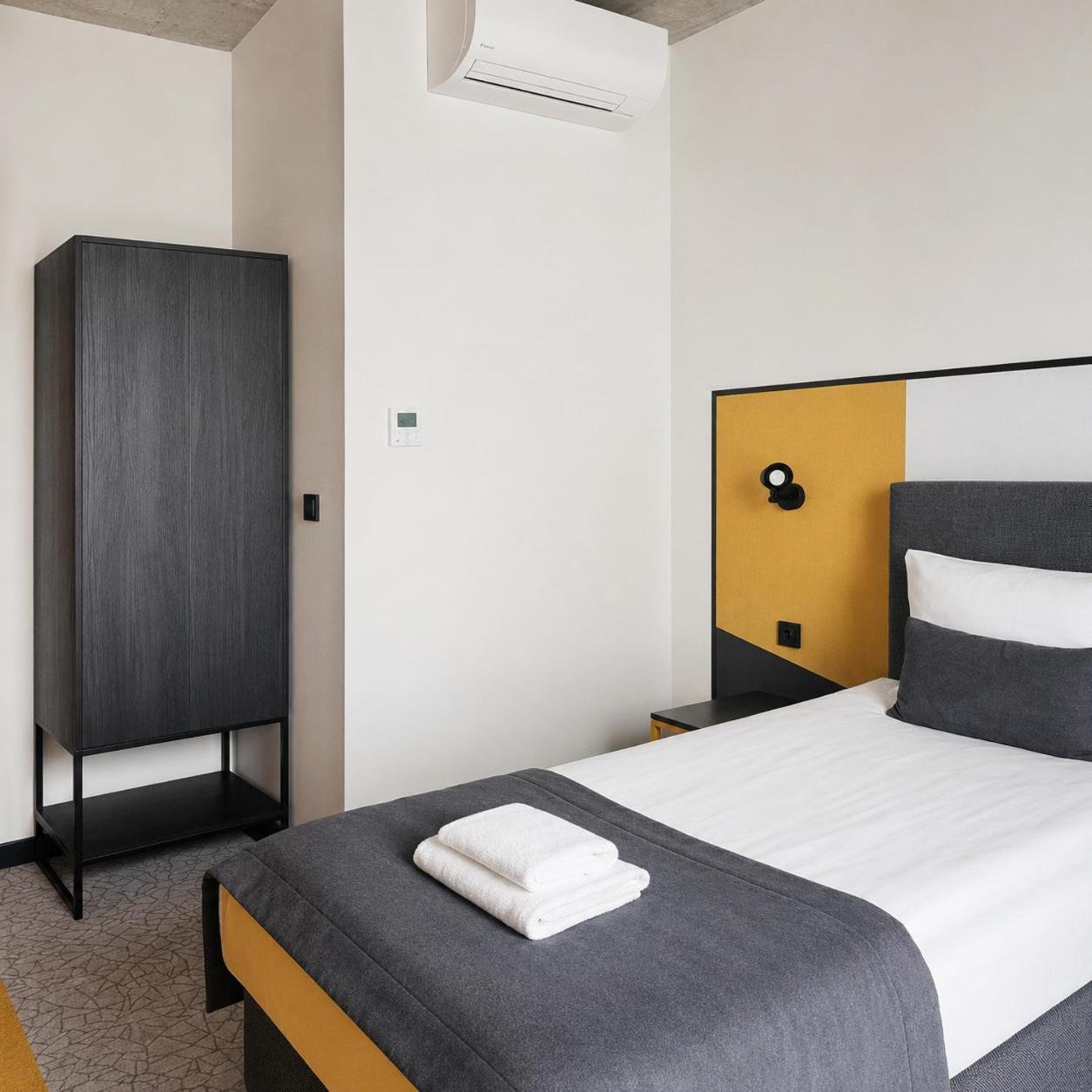 Deluxe Single Room