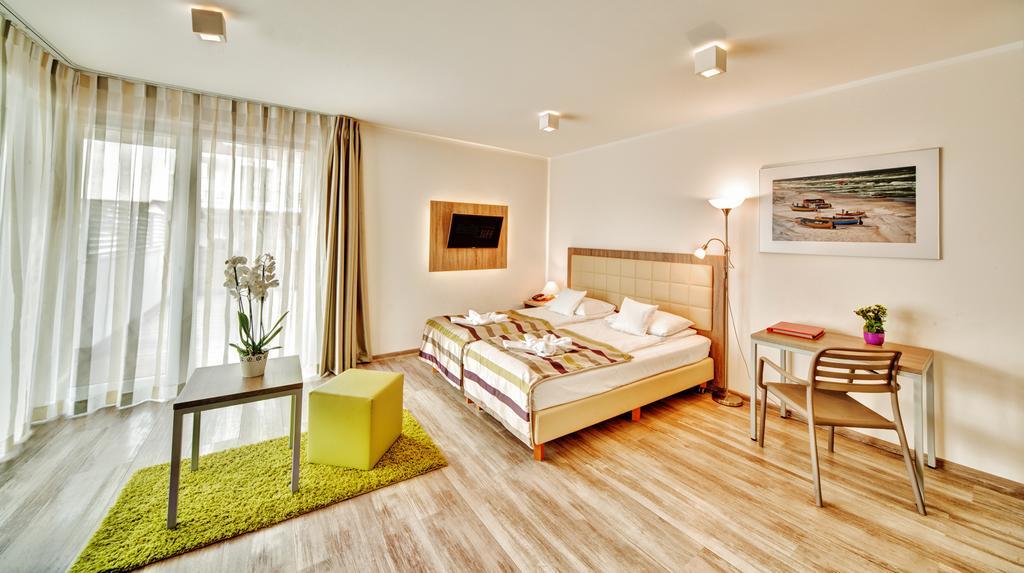 Junior Apartment