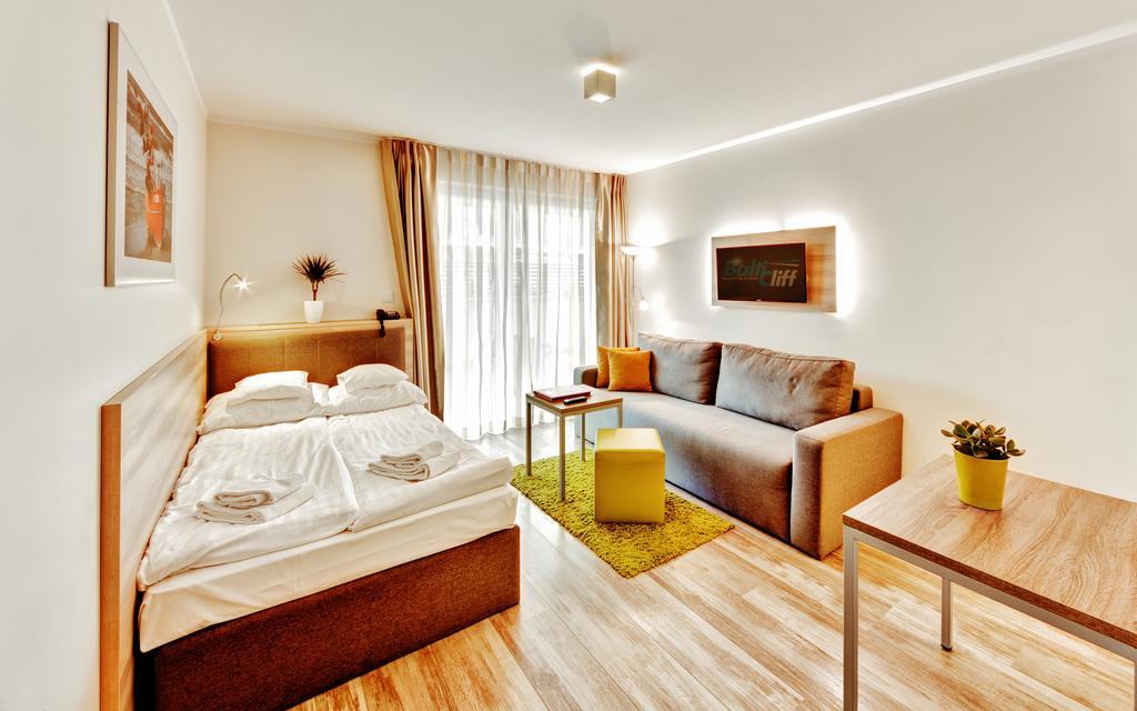 Junior Apartment