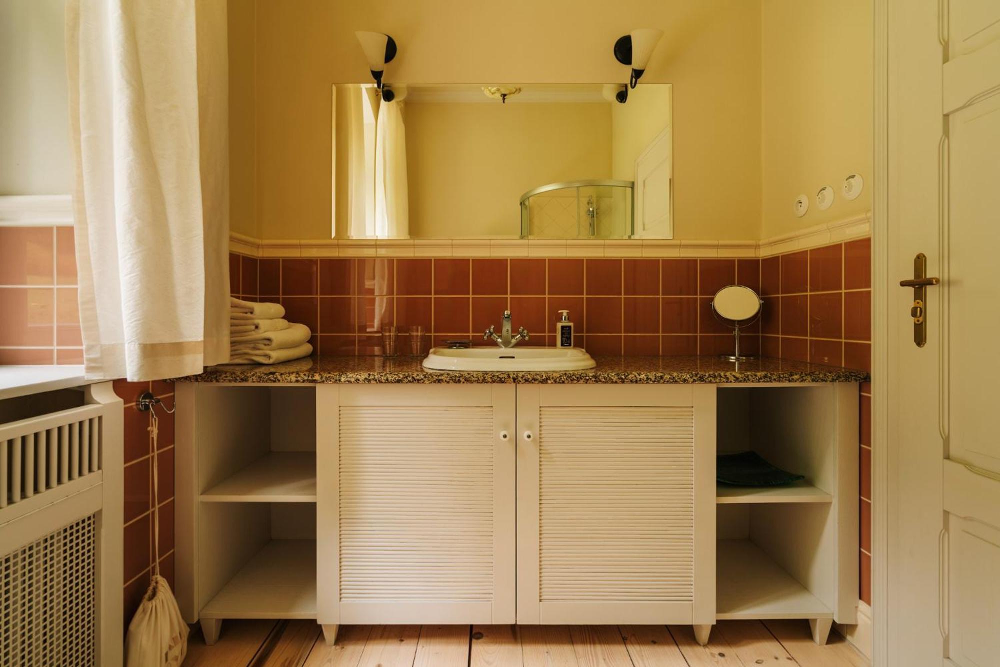 Family Room Bathroom