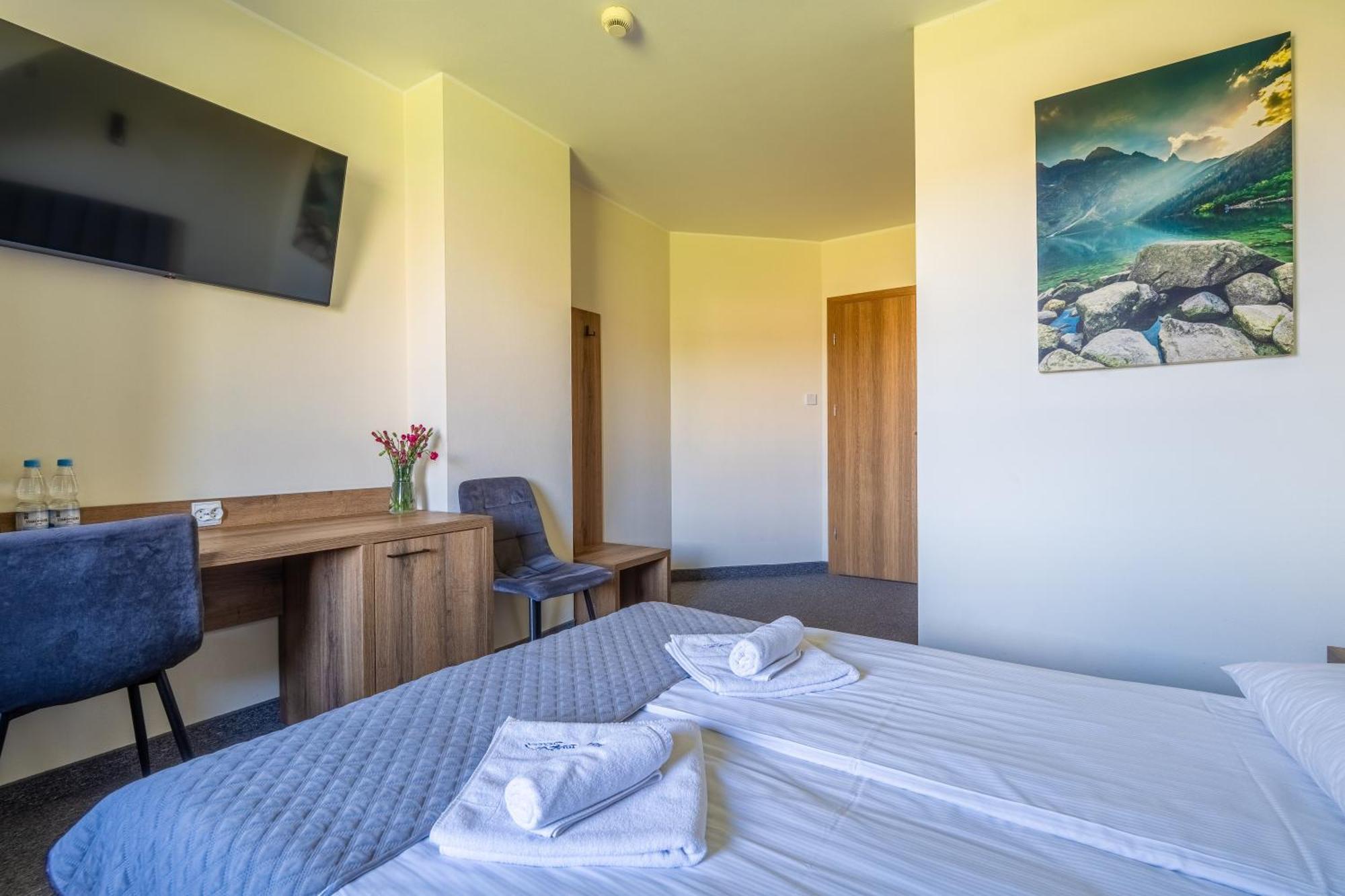 Double Room Private Bathroom