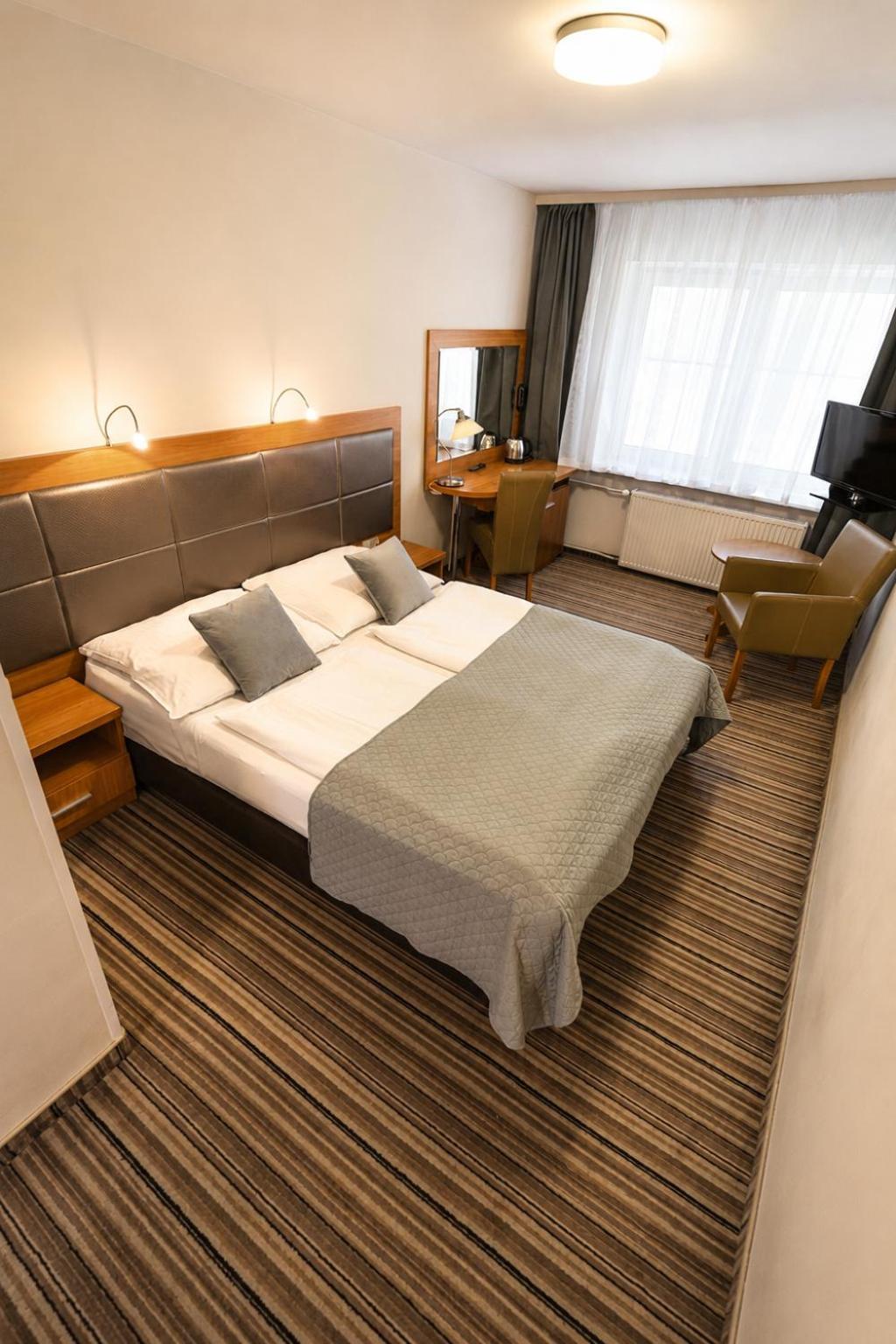 Classic Double Room