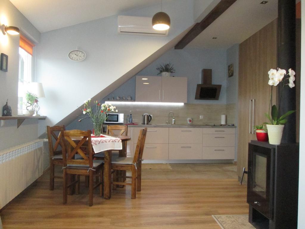 Studio Apartment