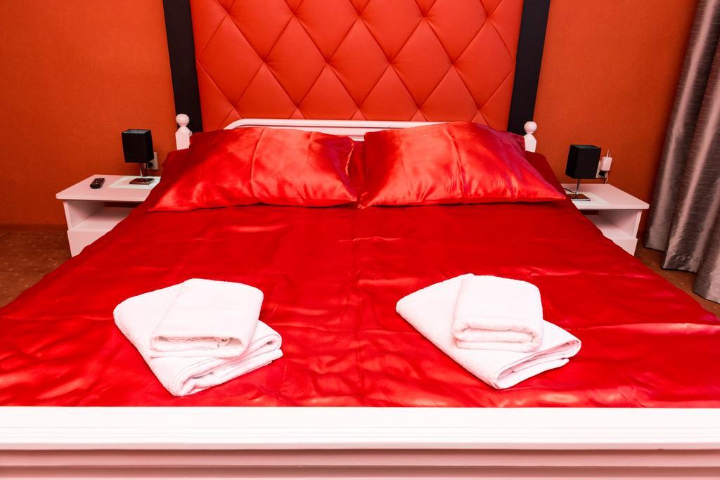 Double Room Bath