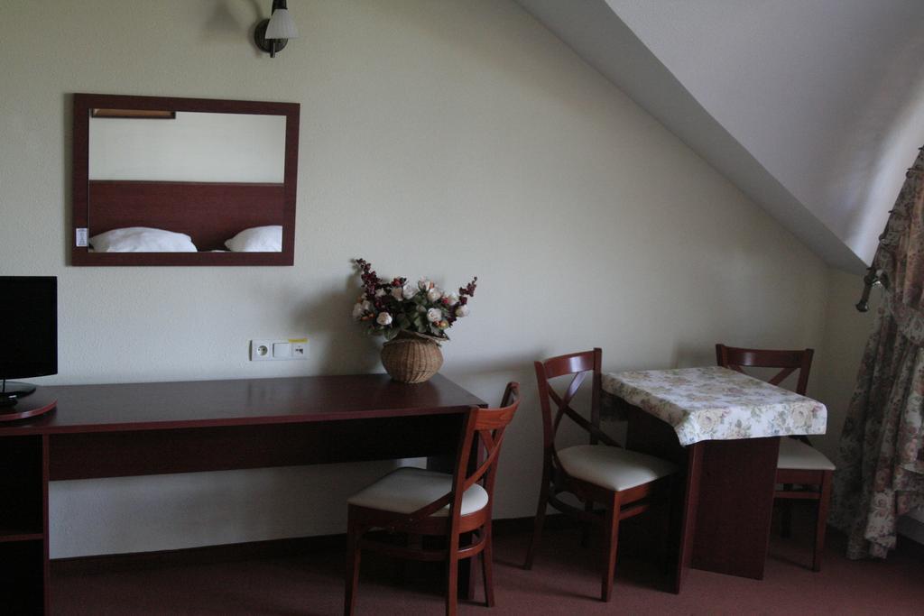 Single Room