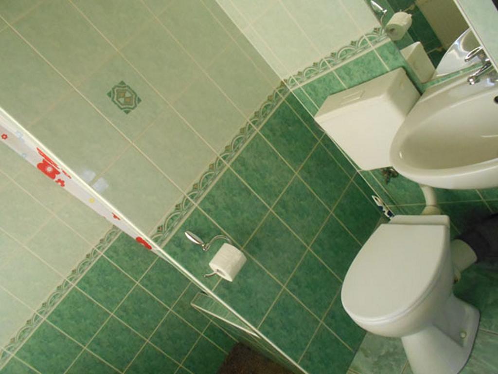 Double Room Private Bathroom
