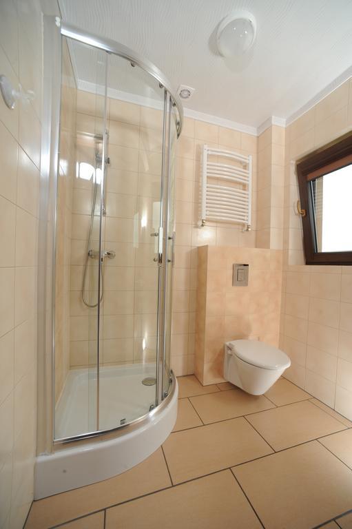 Double Room,250370977:JPEG
