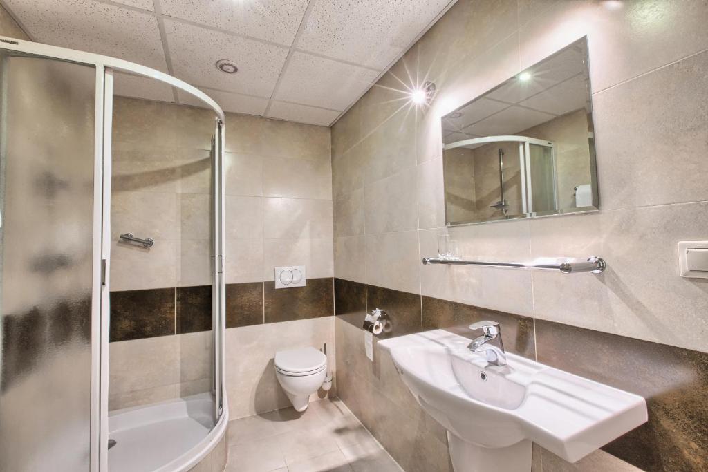 Standard Single Room