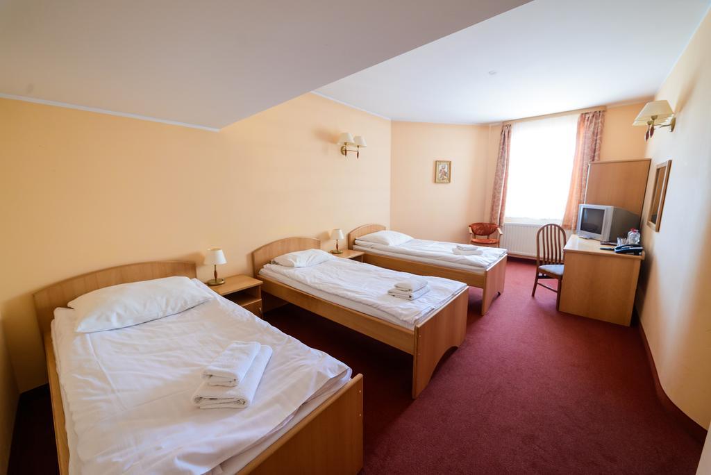 Comfort Triple Room
