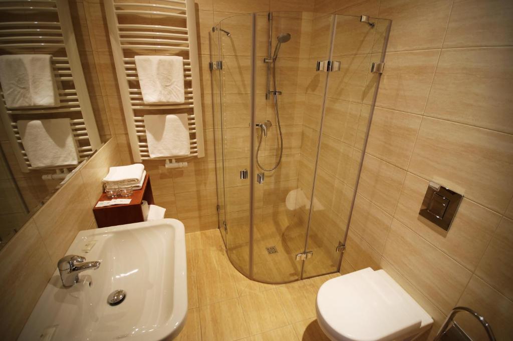 Double Room,56416462:JPEG