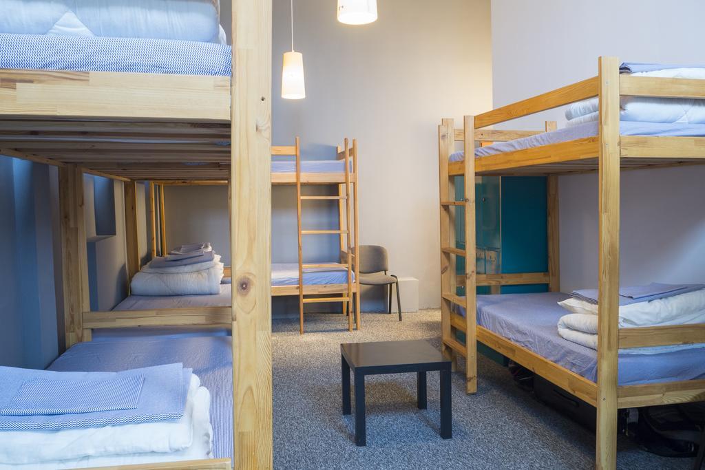 Bed 10-Bed Dormitory Room
