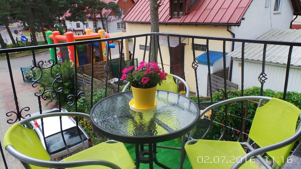 Dreibettzimmer Nr. 2 mit Balkon