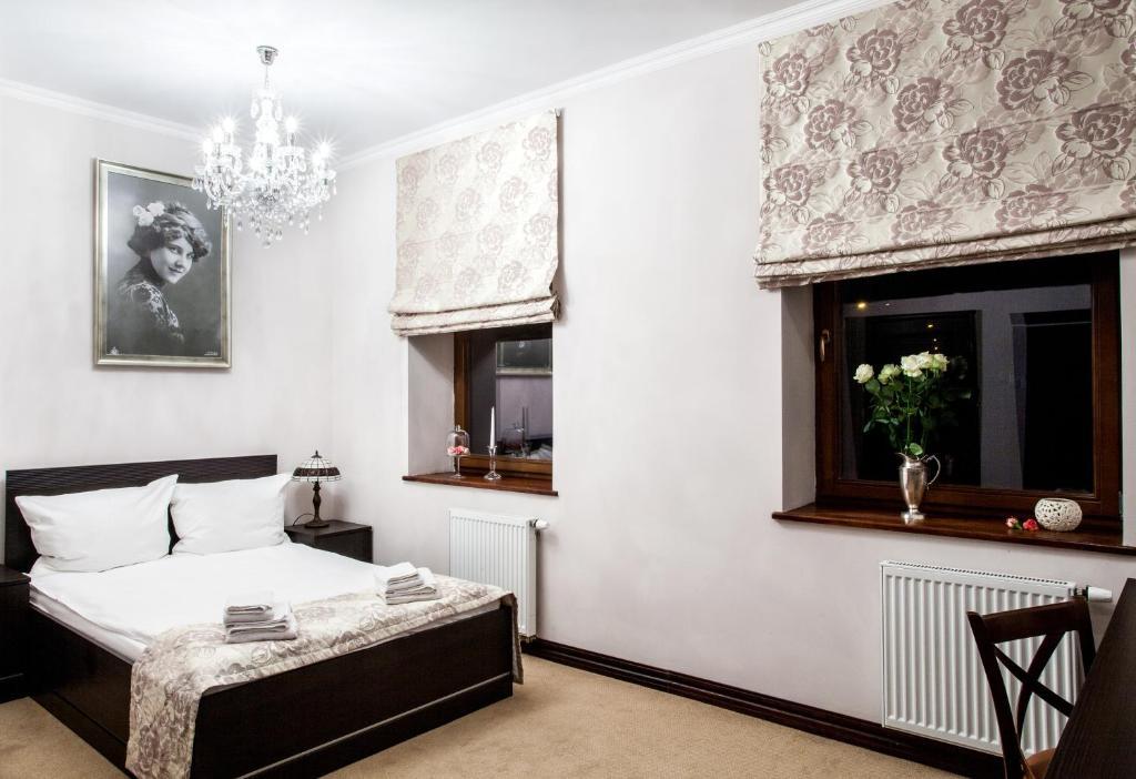 Doppel- oder Zweibettzimmer