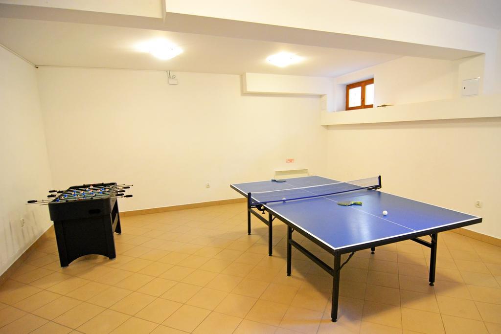 One-Bedroom Apartment Terrace