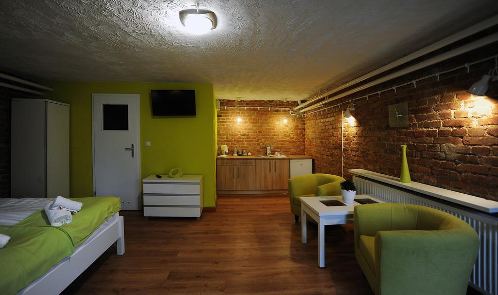 Double Room Private Bathroom