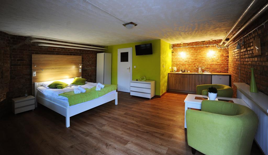Double Room Private Bathroom