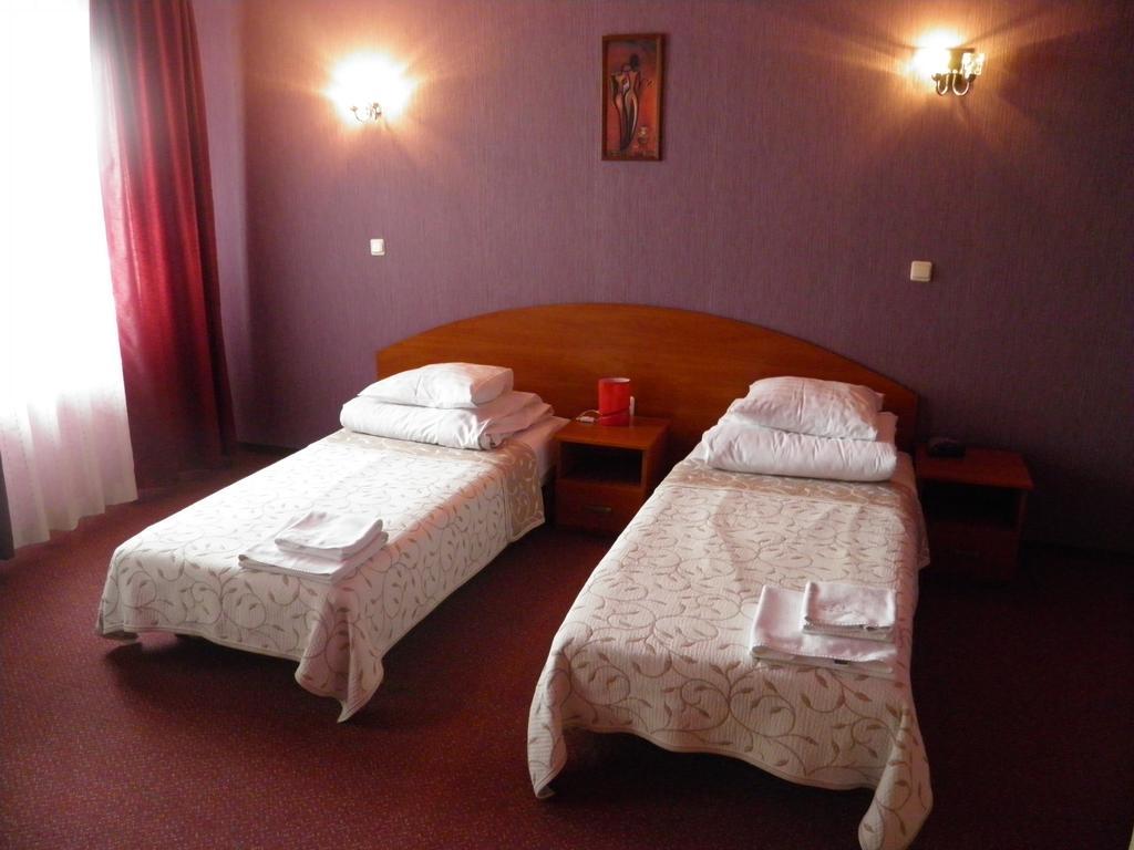 Single Room Private Bathroom