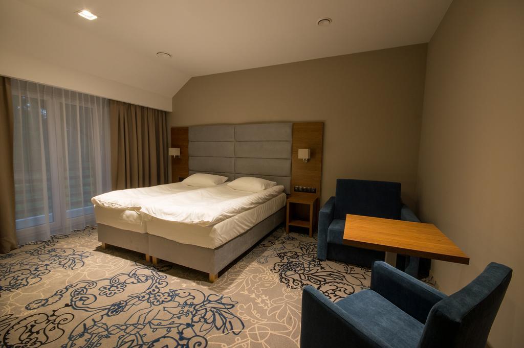 Double or Twin Room Terrace